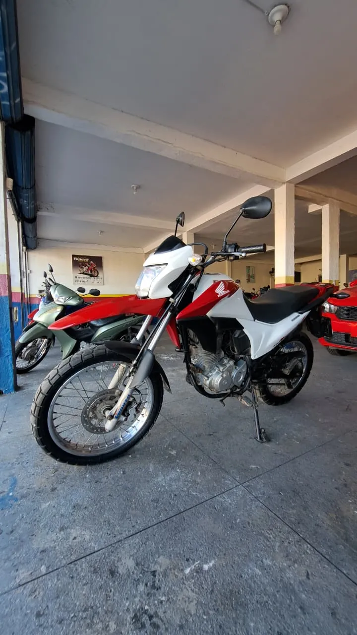 HONDA BROS 160 ESDD FRENTE ESQUERDA